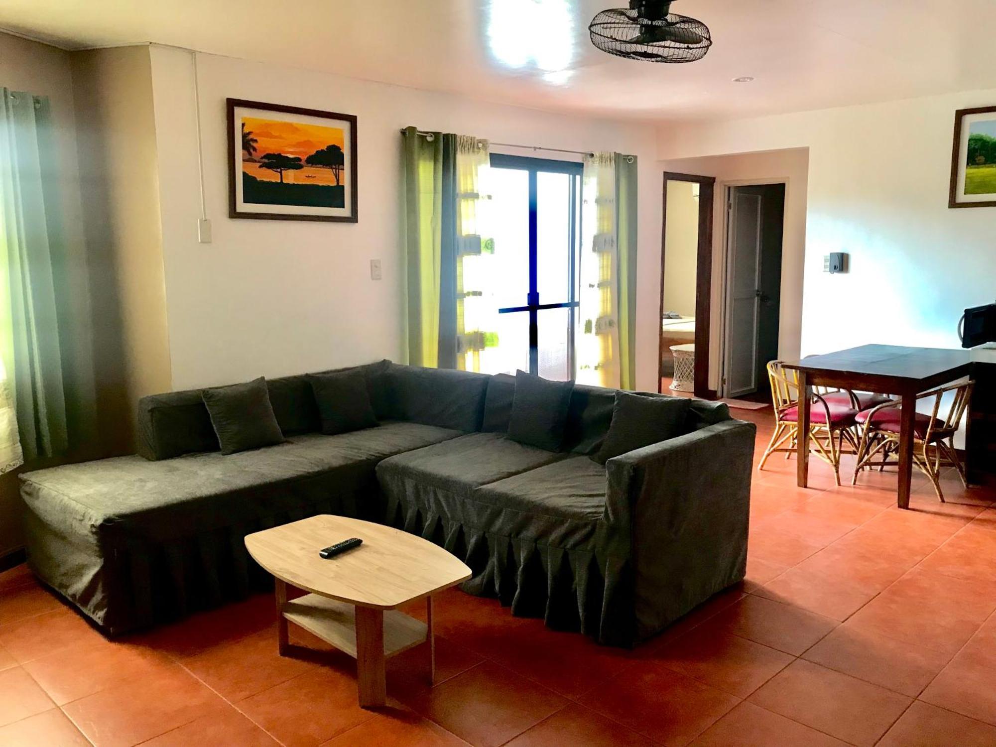 Badladz Staycation Condos Puerto Galera Zewnętrze zdjęcie