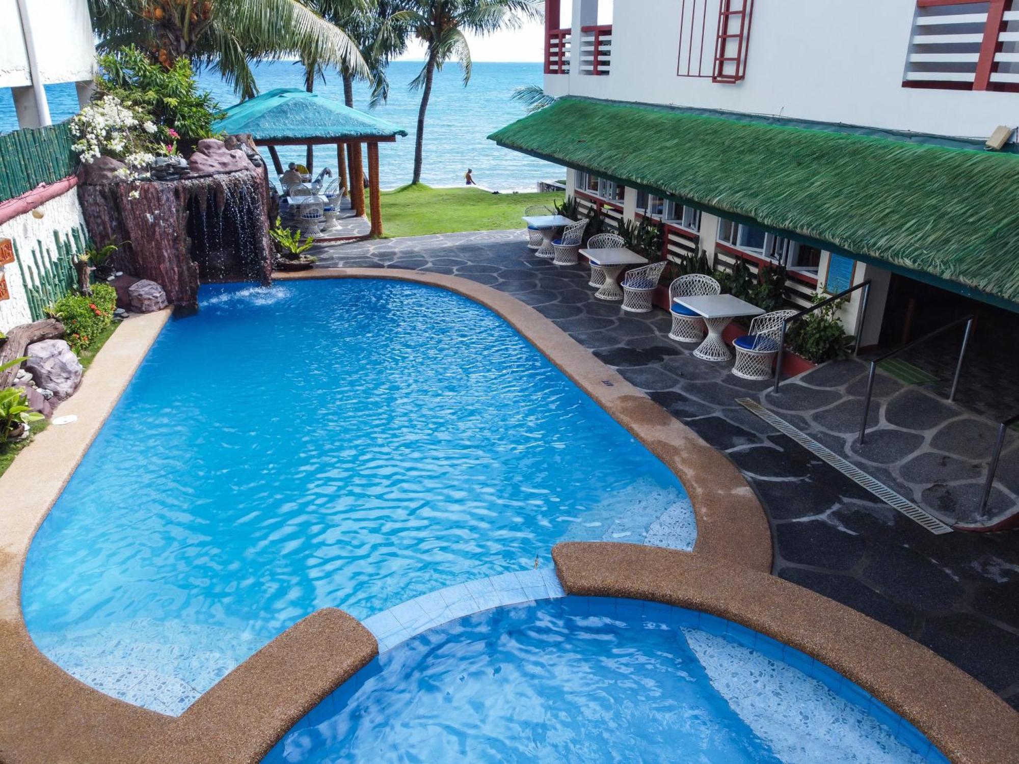 Badladz Staycation Condos Puerto Galera Zewnętrze zdjęcie